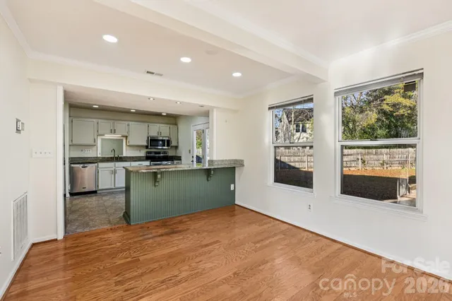 $397,500 | 7106 Spring Creek Lane, Charlotte, NC 28273