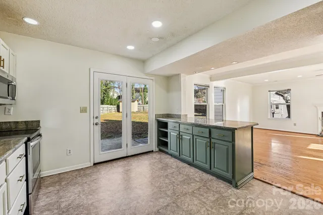 $397,500 | 7106 Spring Creek Lane, Charlotte, NC 28273