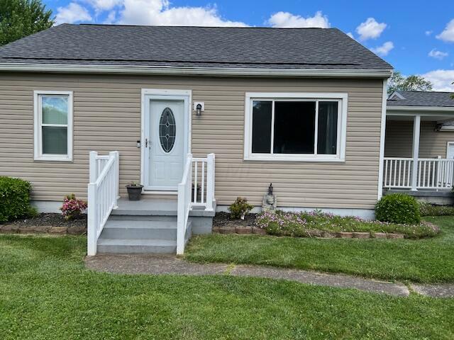 122 Oaksmere Road Springfield, OH 45503 - Photo 3 of 21 90F0E60D-BBF7-40A3-908C-6E3479034B17