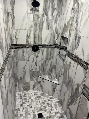 $417,500 | 106 Fox Trail Drive, Auburn, IN 46706