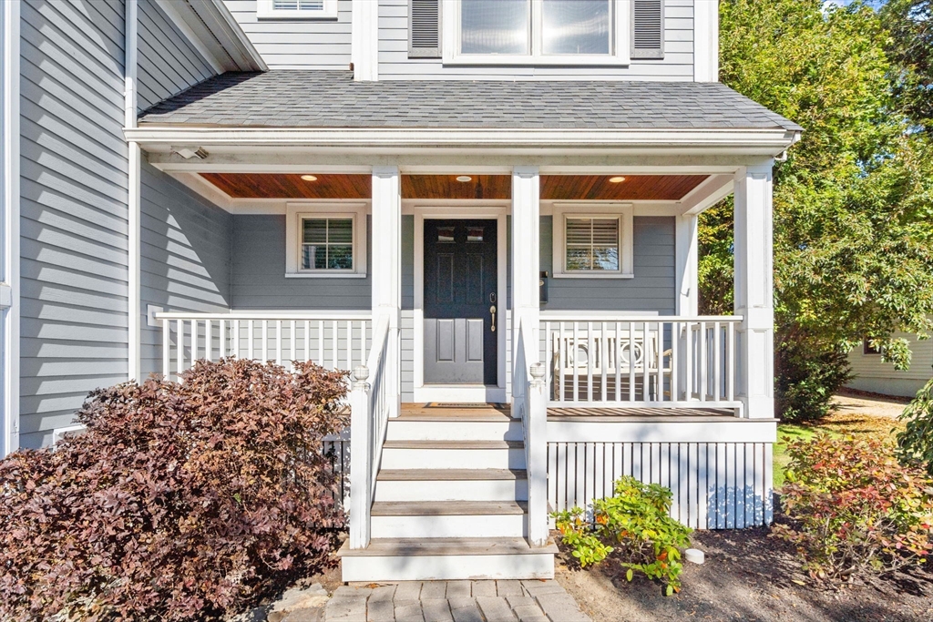 108 Stanley Road Newton, MA 02468 - Photo 4 of 40