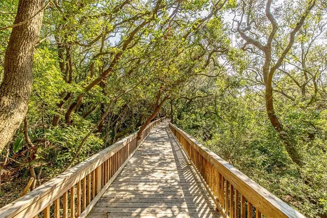 $1,399,900 | 53 Water Oak Way, Jekyll Island, GA 31527