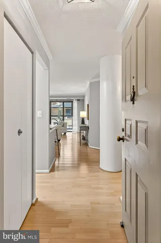 a view of a living room and a livingroom view