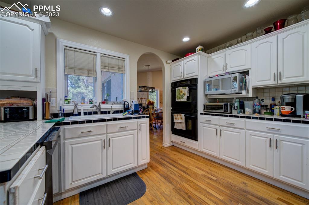 20210 Sheriffs Cove Monument, CO 80132 - Photo 8 of 38