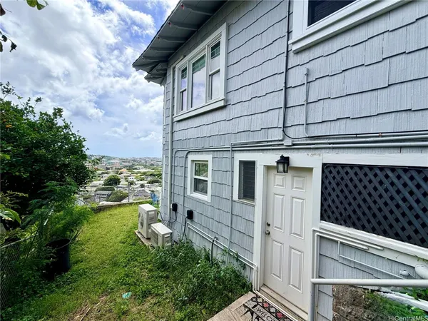 $1,350 | Undisclosed Address, Honolulu, HI 96822