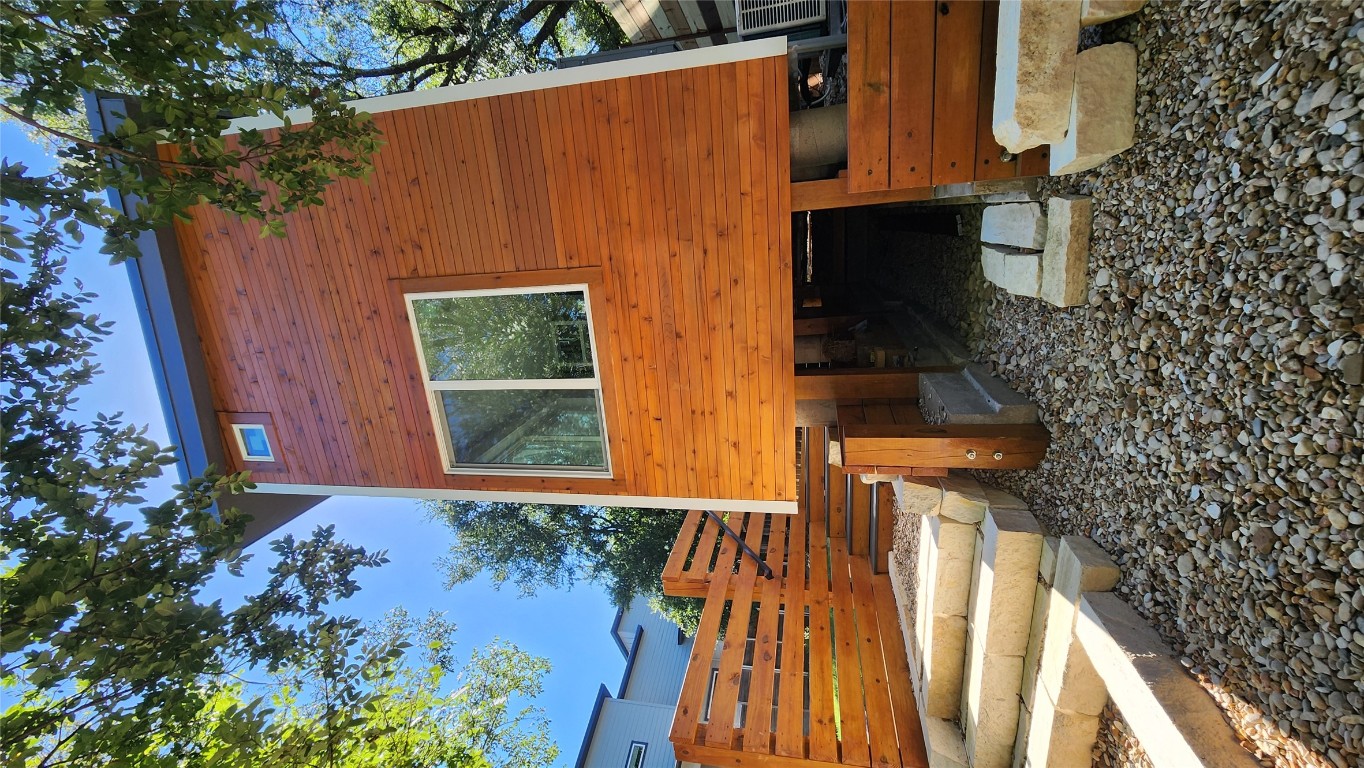 1134 Lott Avenue Austin, TX 78721 - Photo 28 of 32 a view of outdoor space yard and patio