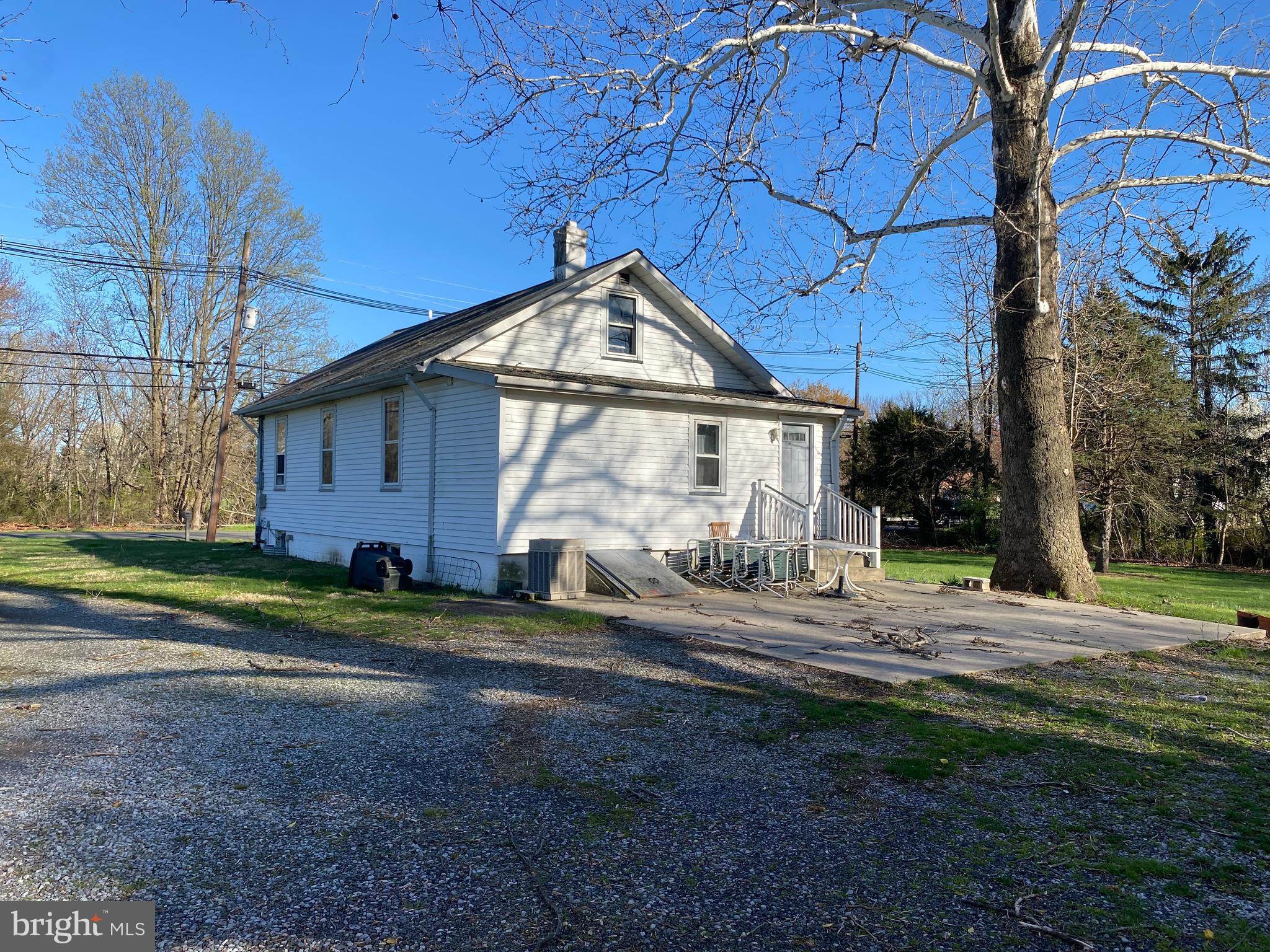 4371 Crosswicks Hamilton Square Road Hamilton, NJ 08691 - Photo 4 of 13