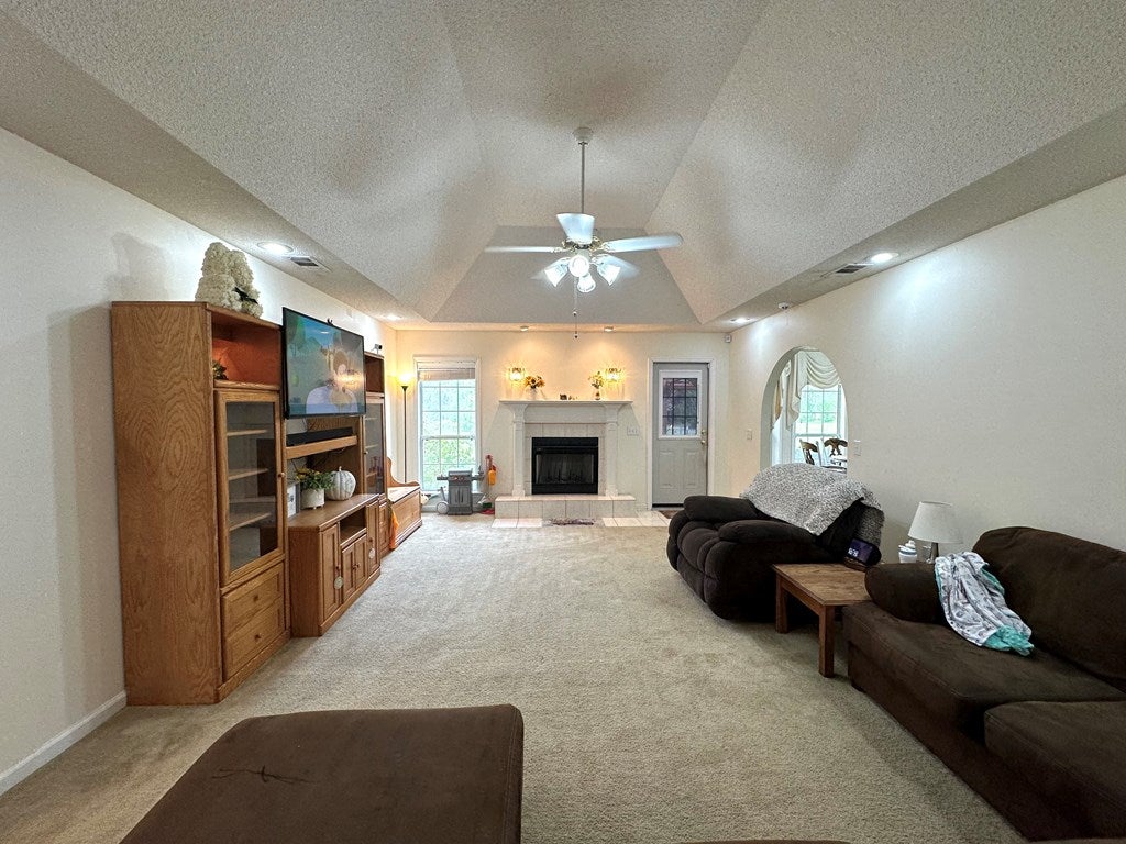 8019 Val Del Road Adel, GA 31620 - Photo 4 of 26 Gallery Image 4
