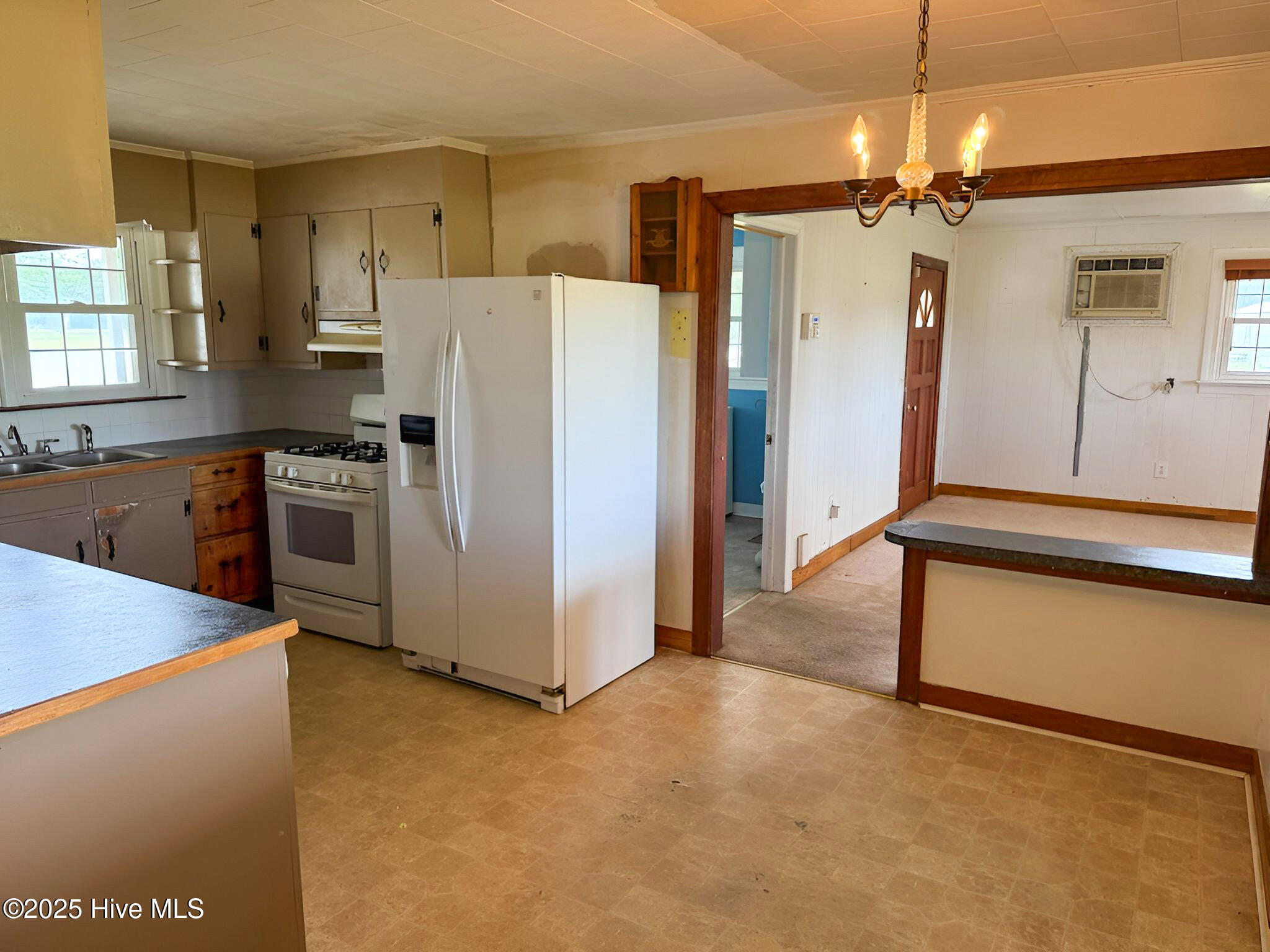 17 Wheat Patch Road Belhaven, NC 27810 - Photo 3 of 24 Kitchen View 2