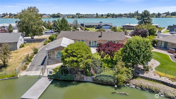 $734,900 | 939 Laguna Drive, Moses Lake, WA 98837