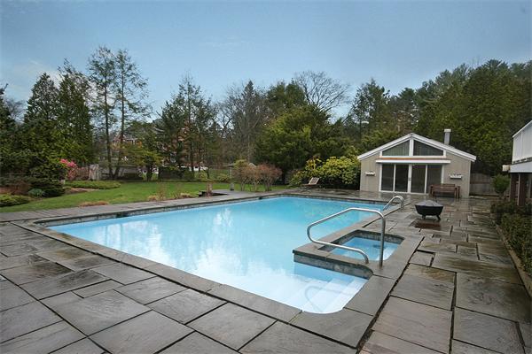 2 Burnham Road Wenham, MA 01984 - Photo 19 of 26 Gallery Image 19