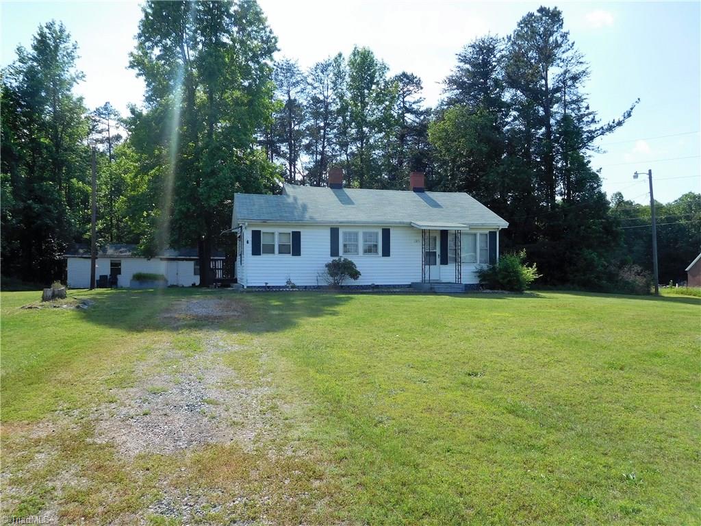 1315 Link Road Lexington, NC 27295 - Photo 1 of 10 Gallery Image 1