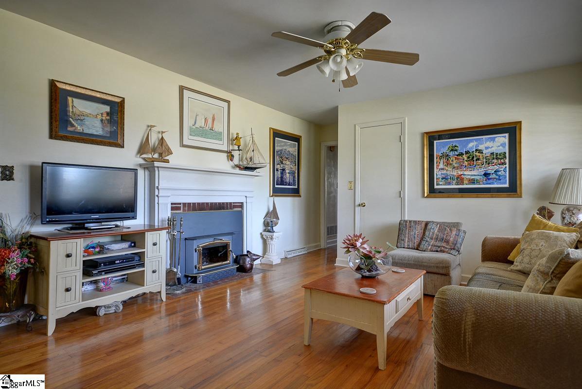 110 South Watson Road Taylors, SC 29687 - Photo 11 of 27 Gallery Image 11