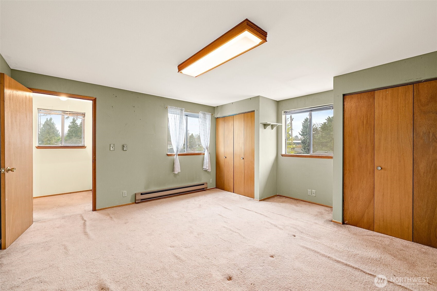 10711 Renton Avenue South Seattle, WA 98178 - Photo 25 of 32 Gallery Image 25