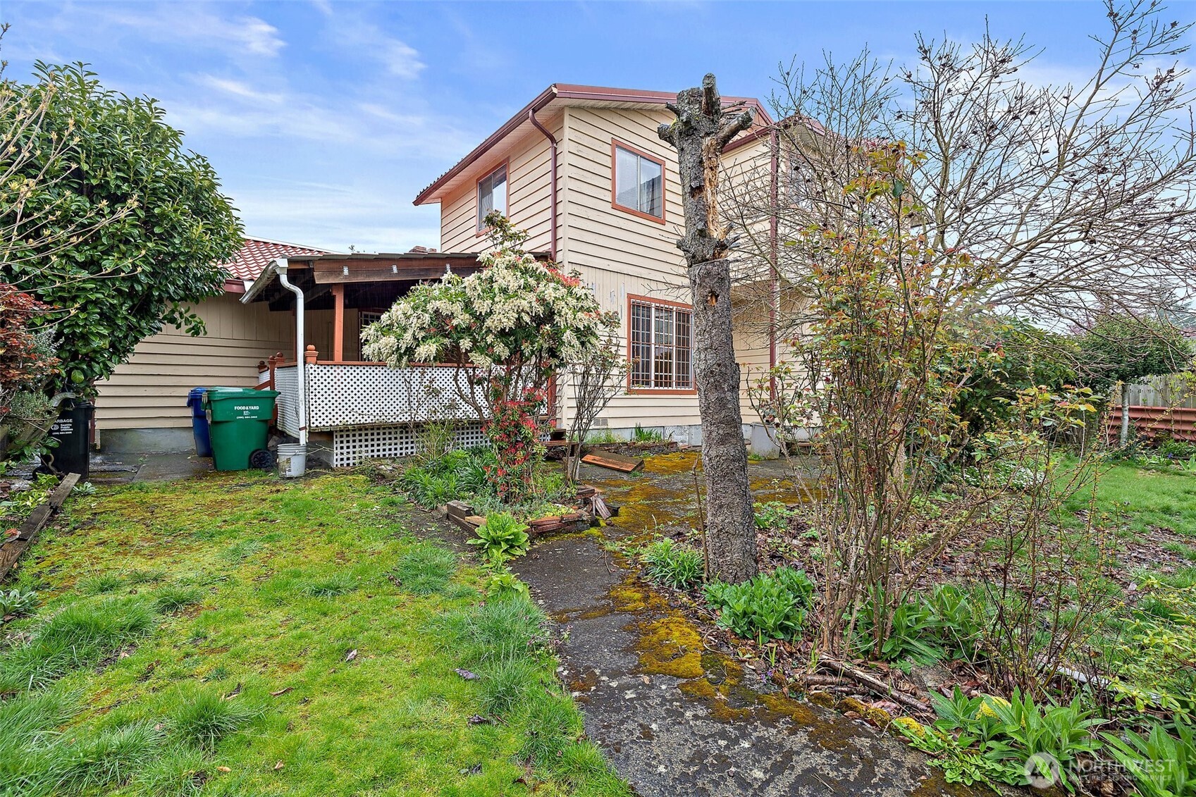 10711 Renton Avenue South Seattle, WA 98178 - Photo 31 of 32 Gallery Image 31