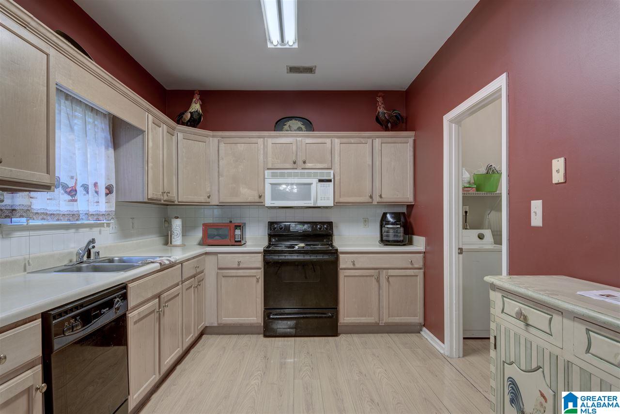 404 Daventry Circle Calera, AL 35040 - Photo 8 of 27