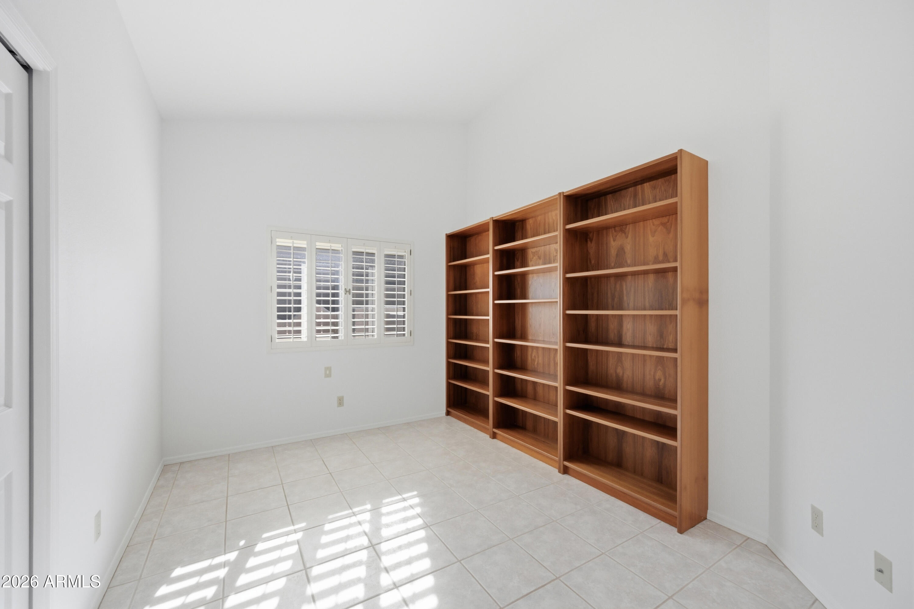 19113 East Vía Esquina Rio Verde, AZ 85263 - Photo 23 of 44 a view of an empty room with a window