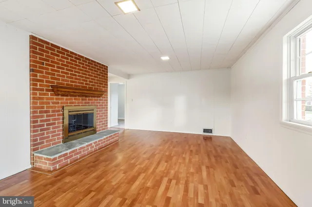 $3,450 | 18724 Bloomfield Road, Olney, MD 20832