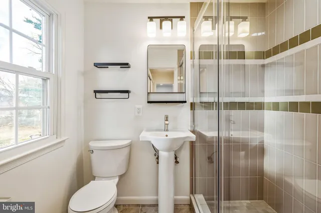 $3,450 | 18724 Bloomfield Road, Olney, MD 20832