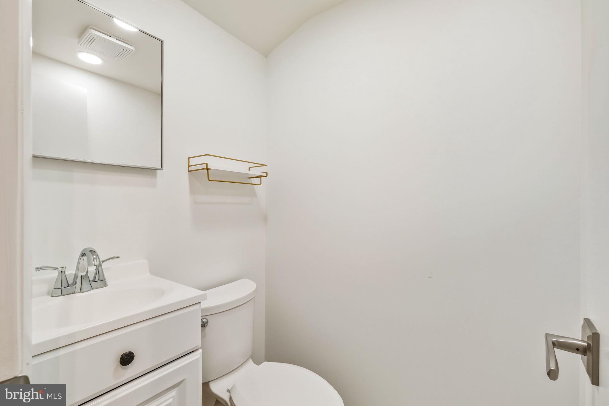 18724 Bloomfield Road Olney, MD 20832 - Photo 25 of 31