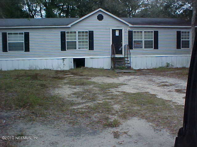 106 Hawksnest Road Satsuma, FL 32189 - Photo 1 of 9 Front