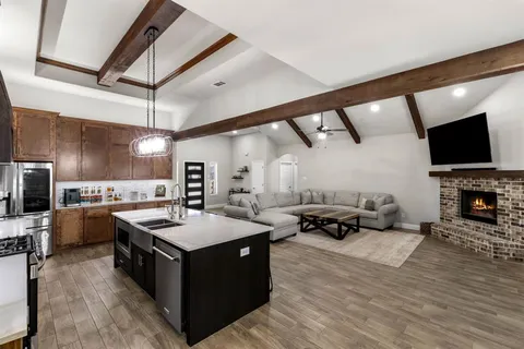 $450,000 | 6028 Raspberry Lane, Joshua, TX 76058