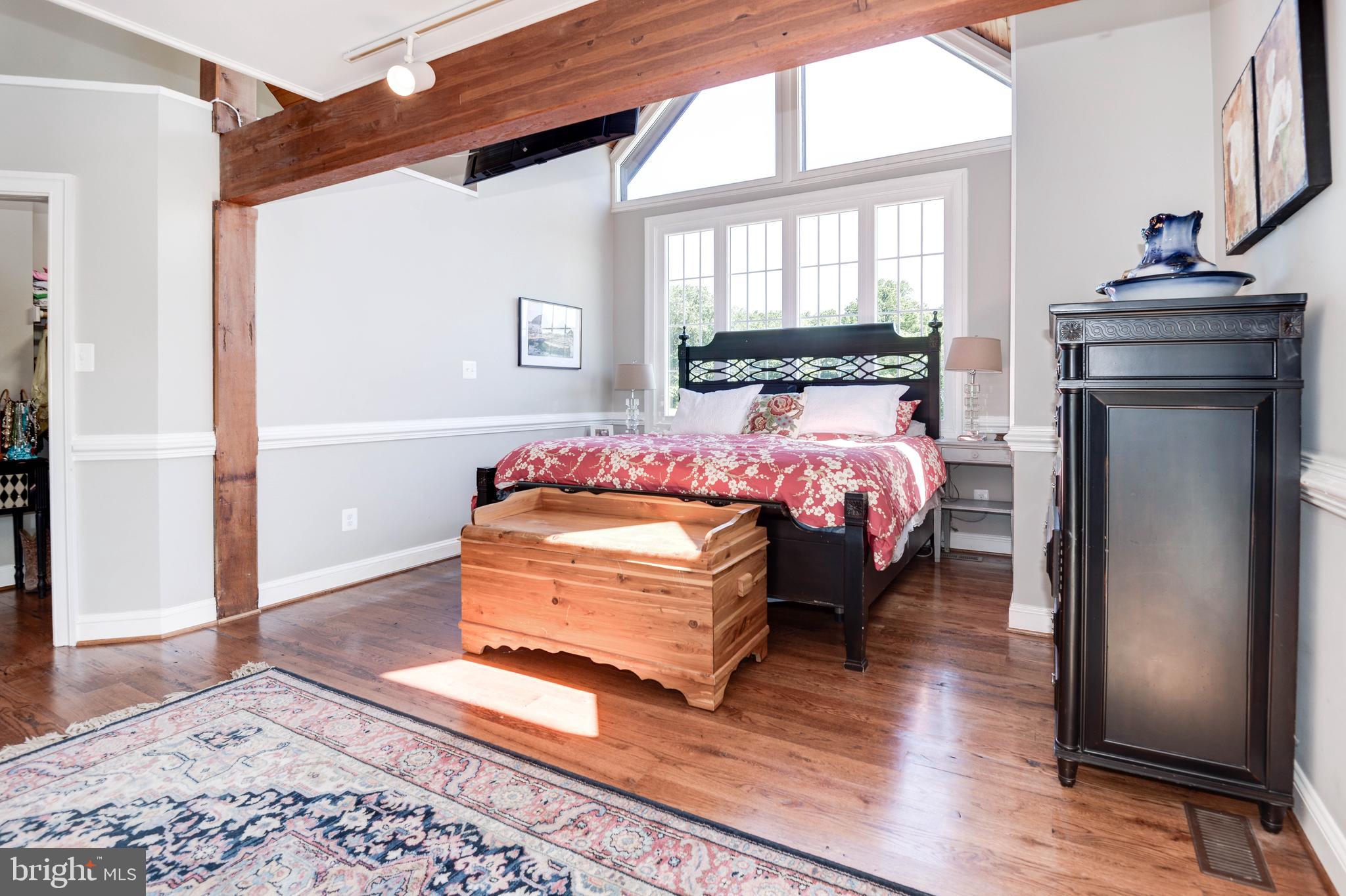13490 Wilt Store Road Leesburg, VA 20176 - Photo 36 of 93 Two Story Owners's Retreat with Natural Light