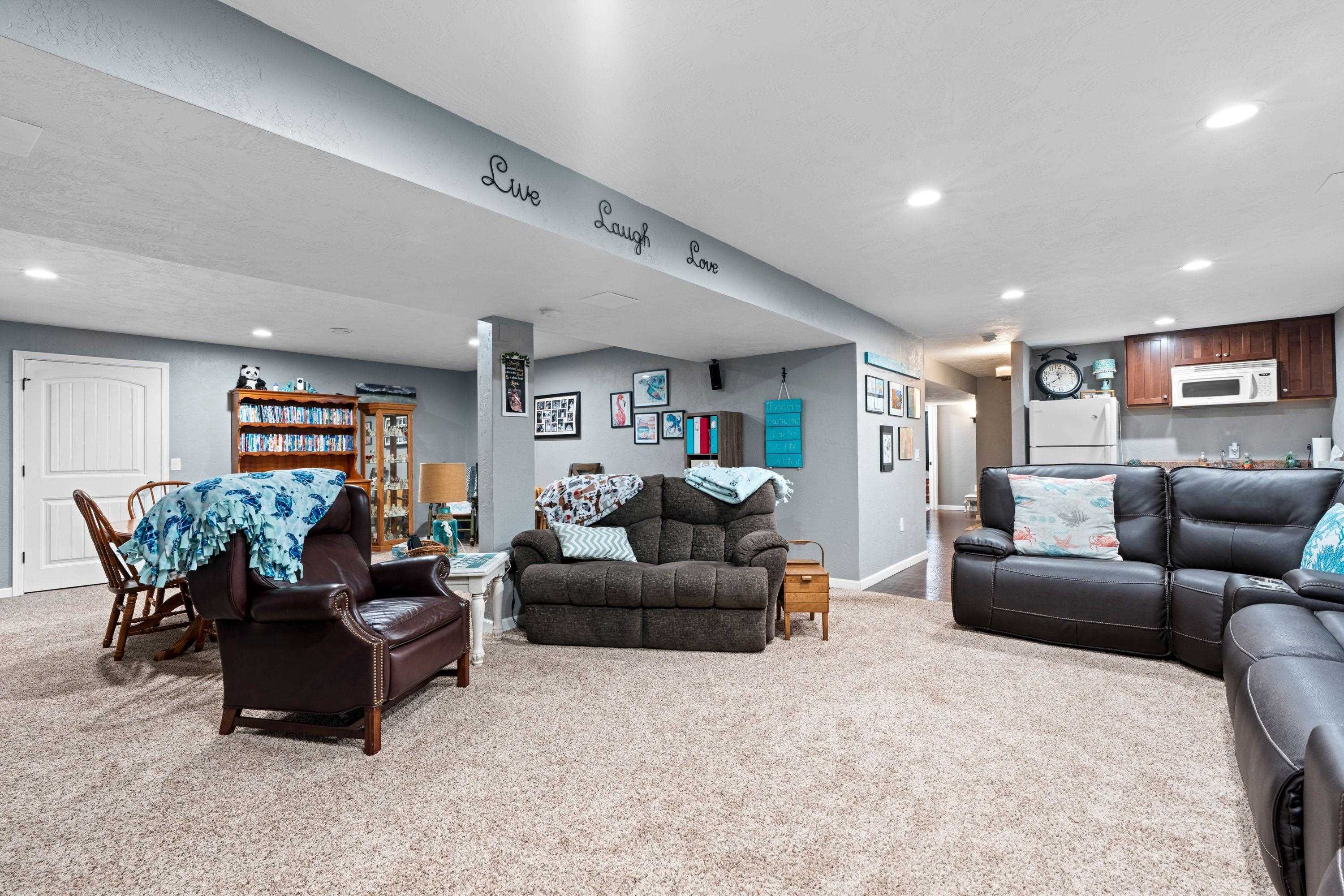 833 Whispering Way Omro, WI 54963 - Photo 29 of 45