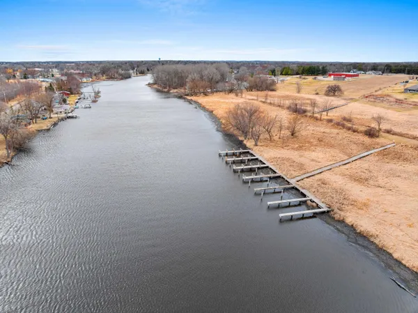 $560,000 | 833 Whispering Way, Omro, WI 54963