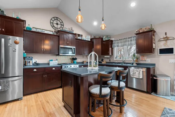 $560,000 | 833 Whispering Way, Omro, WI 54963