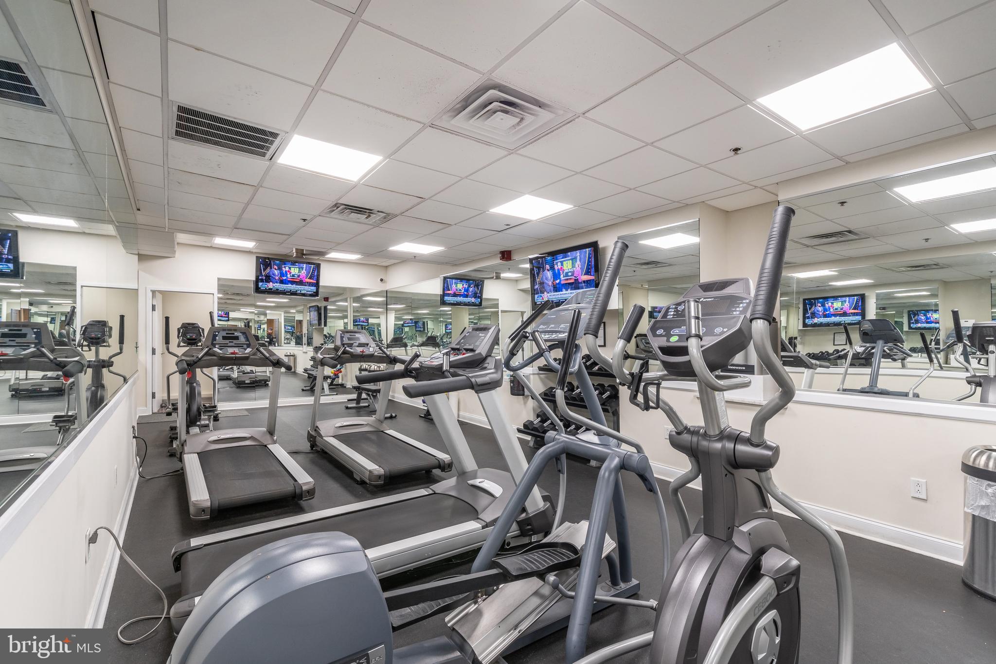 1811 Chestnut Street, Unit 707 Philadelphia, PA 19103 - Photo 30 of 39 a view of a room with gym equipment