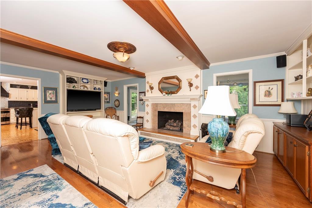 732 La Vale Drive Clemmons, NC 27012 - Photo 12 of 45 Adjacent to Sunroom