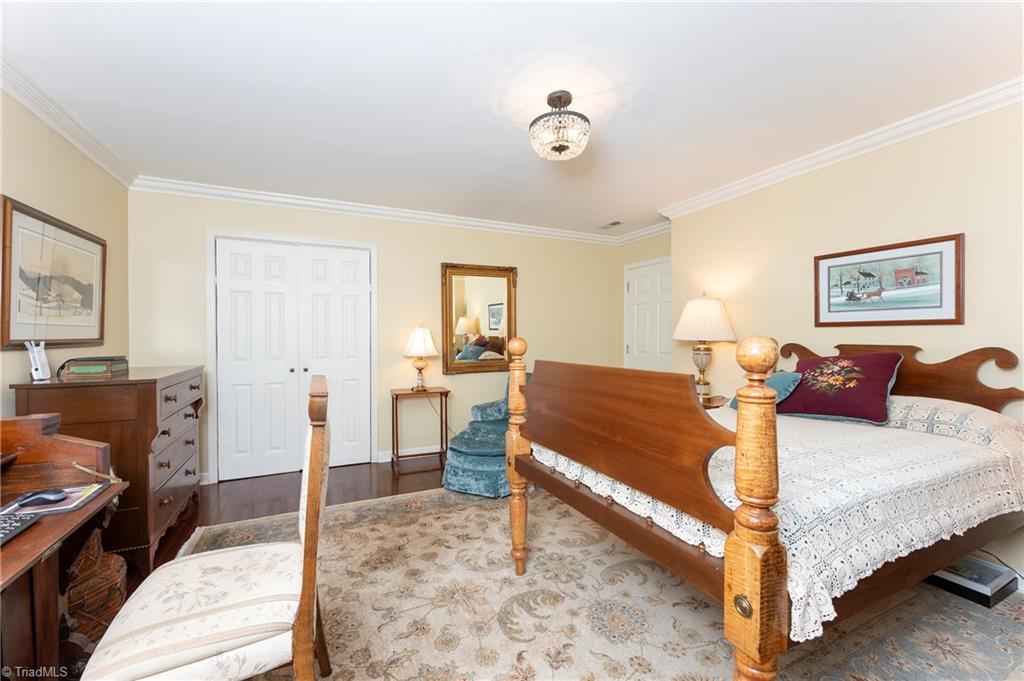 732 La Vale Drive Clemmons, NC 27012 - Photo 24 of 45 Upper Level Bedroom