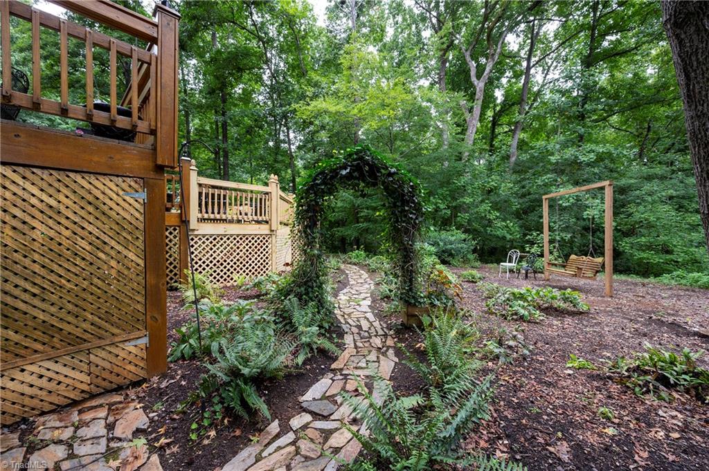 732 La Vale Drive Clemmons, NC 27012 - Photo 40 of 45