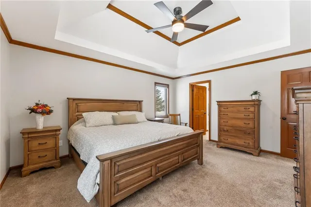 $575,000 | 11618 Fishing River Road, Liberty, MO 64068