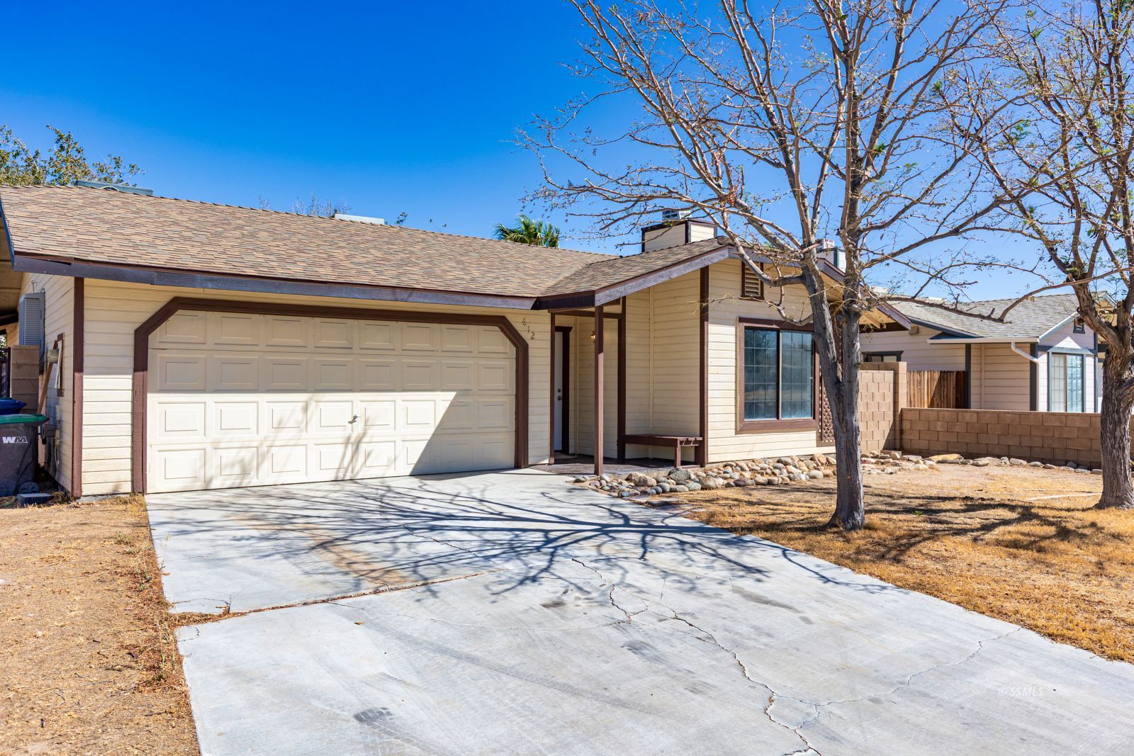 612 South Gordon Street Ridgecrest, CA 93555 - Photo 4 of 34 Gallery Image 4