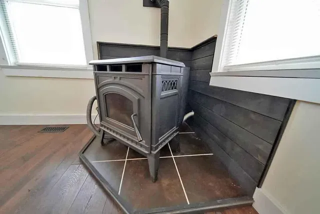 $179,500 | 25 Smyrna Street, Houlton, ME 04730