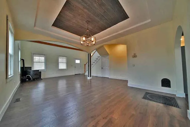 $179,500 | 25 Smyrna Street, Houlton, ME 04730