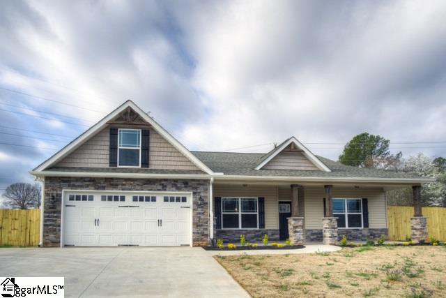3194 East Gap Creek Road Greer, SC 29651 - Photo 1 of 36