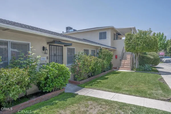 $2,500 | 310 Linwood Avenue, Monrovia, CA 91016