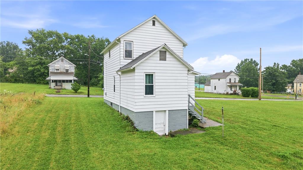 1016 Hamilton Avenue Farrell, PA 16121 - Photo 35 of 35 Gallery Image 35