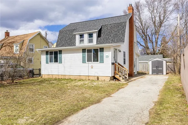 $164,900 | 146 Maiden Lane, Greece, NY 14616