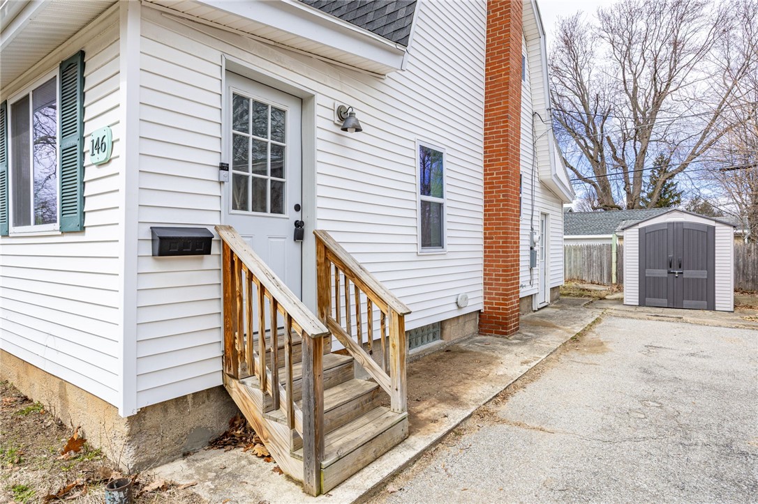 146 Maiden Lane Greece, NY 14616 - Photo 2 of 20