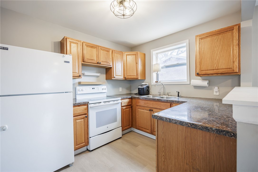 146 Maiden Lane Greece, NY 14616 - Photo 6 of 20
