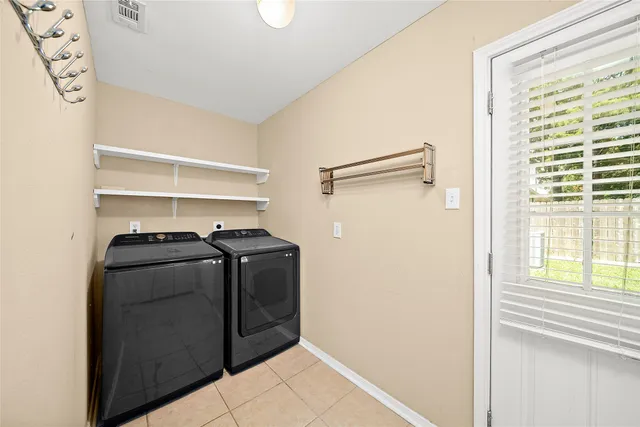 $2,150 | 2935 Auburn Drive, Pearland, TX 77584