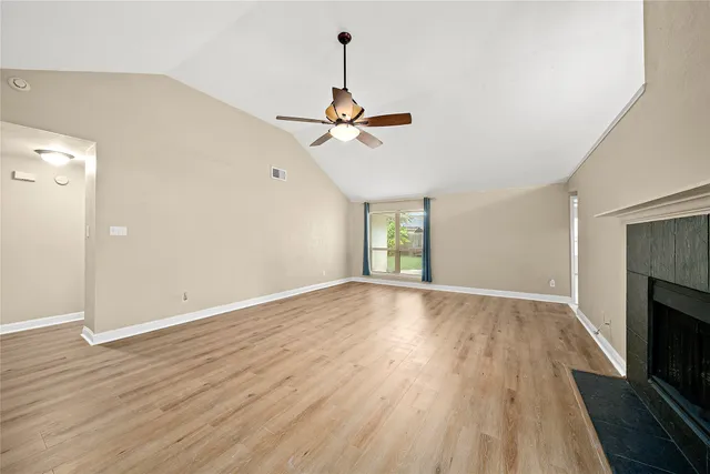 $2,150 | 2935 Auburn Drive, Pearland, TX 77584