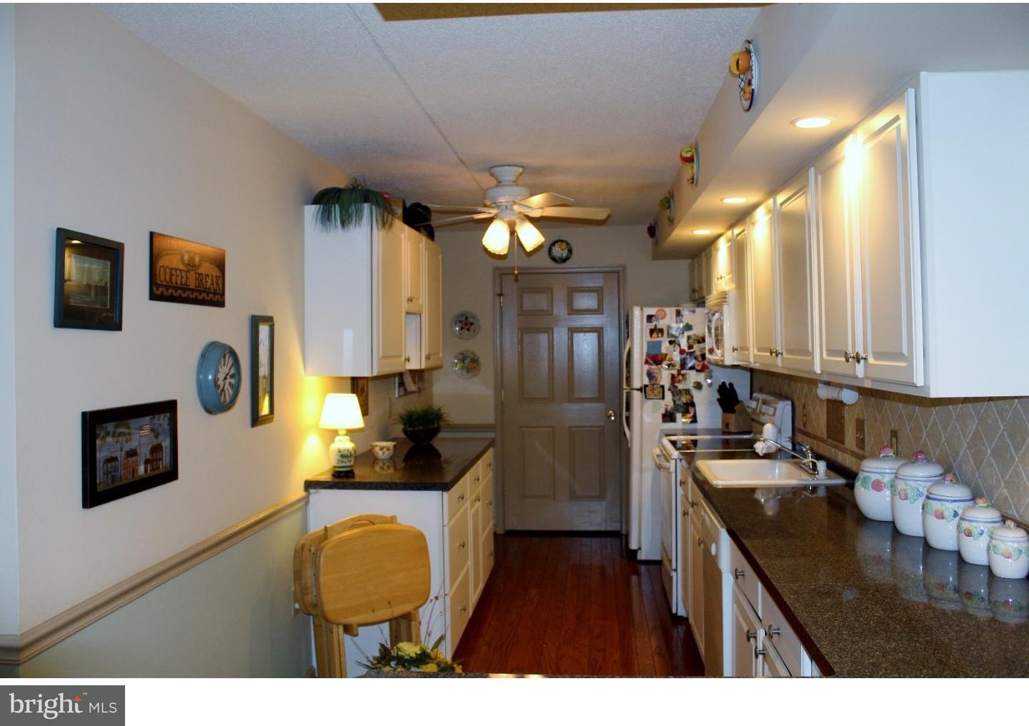 531 Brandon Road Norristown, PA 19403 - Photo 9 of 25 Kitchen
