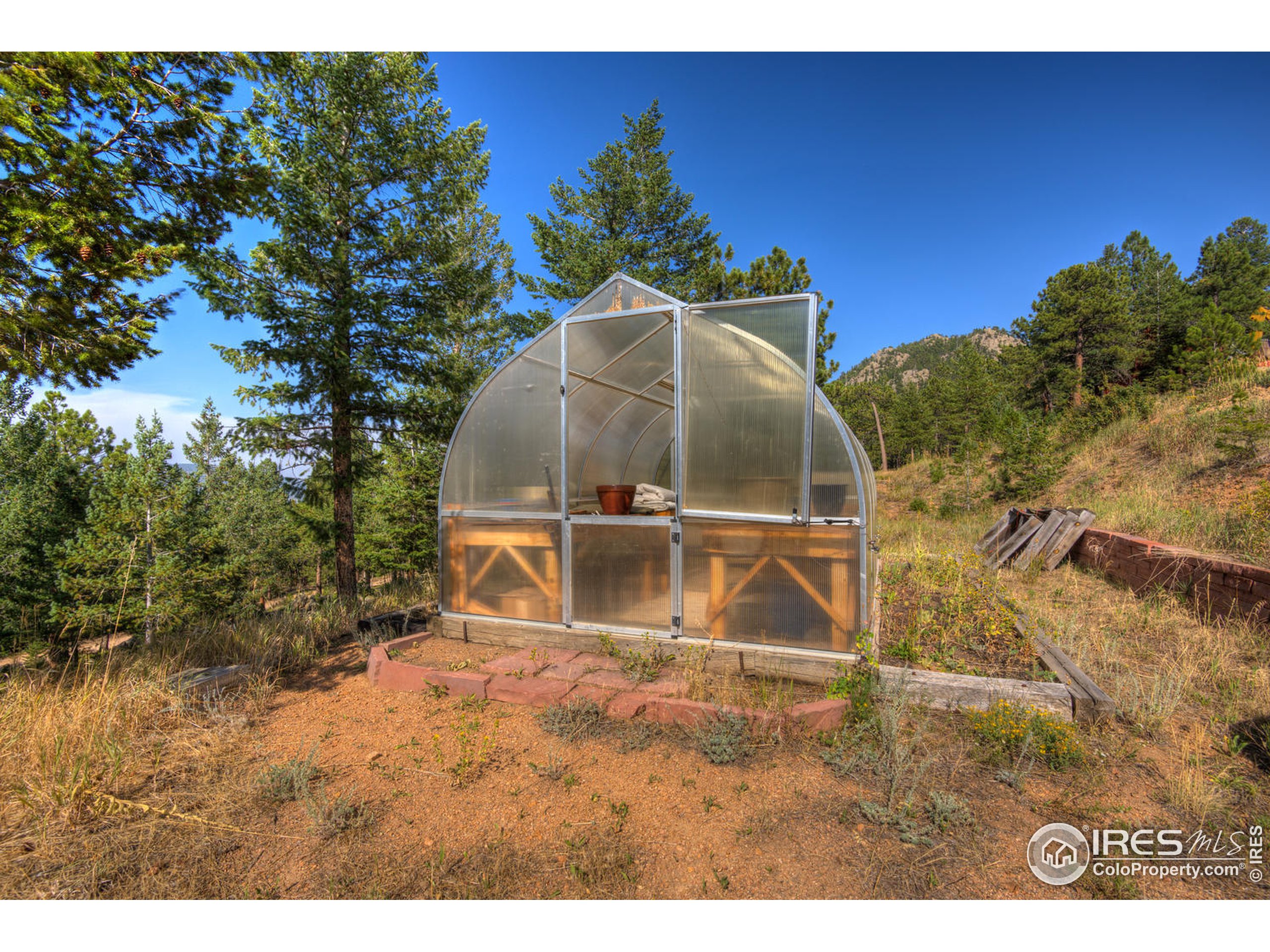 900 Spruce Drive Lyons, CO 80540 - Photo 28 of 40