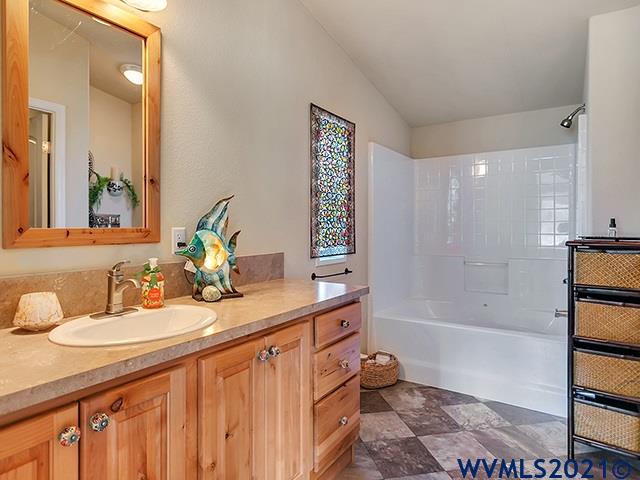 25200 Butteville Road Northeast Aurora, OR 97002 - Photo 36 of 42 Gallery Image 36