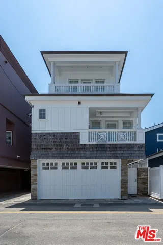 $9,800,000 | 2705 Ocean Front Walk, Venice, CA 90291